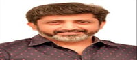 గాడ్ ఫాదర్ సినిమా తర్వాత ఆ ఇద్దరి హీరోలతో మల్టీస్టారర్ ప్లాన్ చేస్తున్న మెహన్ రాజా...!!